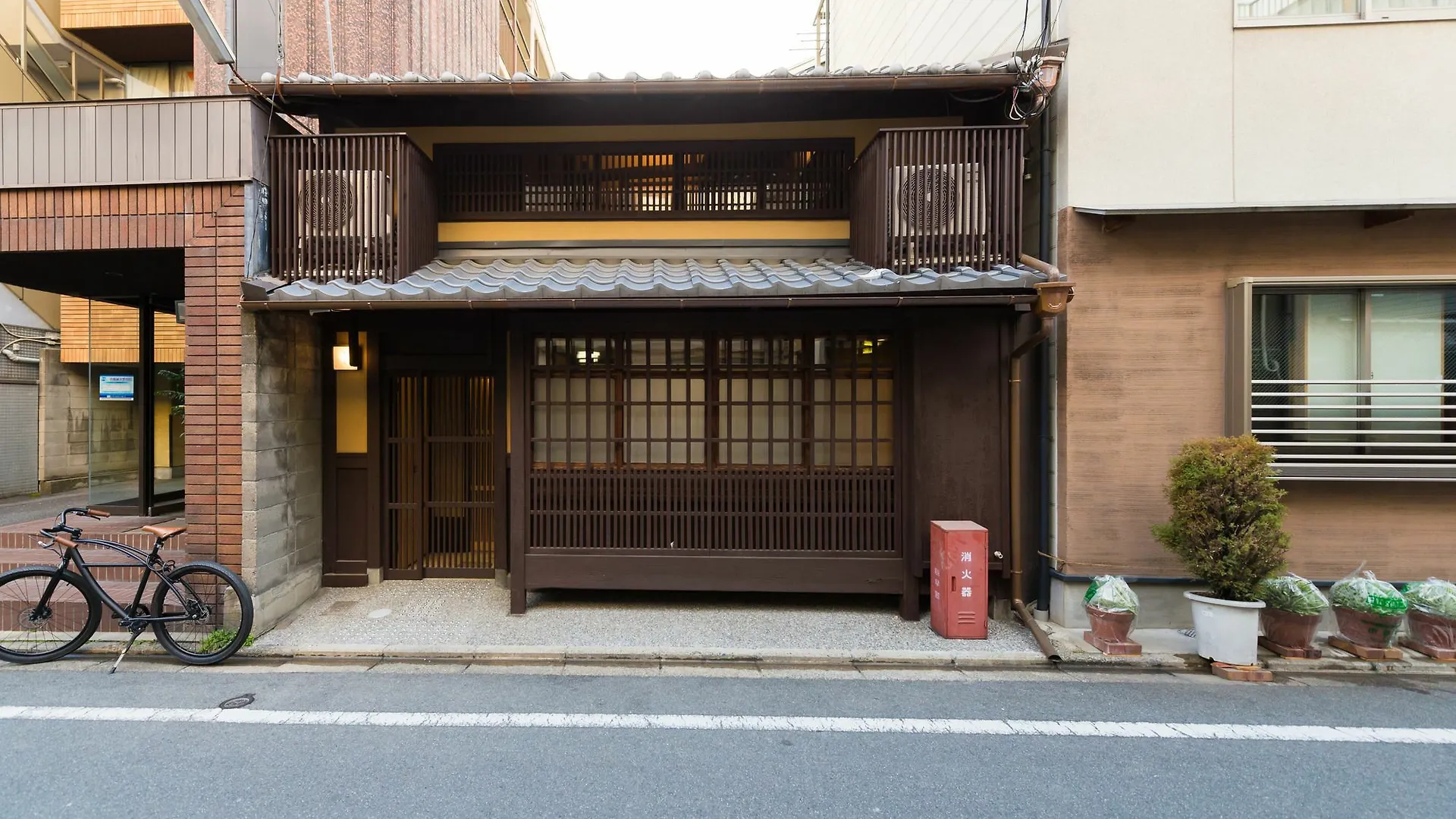 Kumomachiya Kazahaya Villa Kyoto Japan